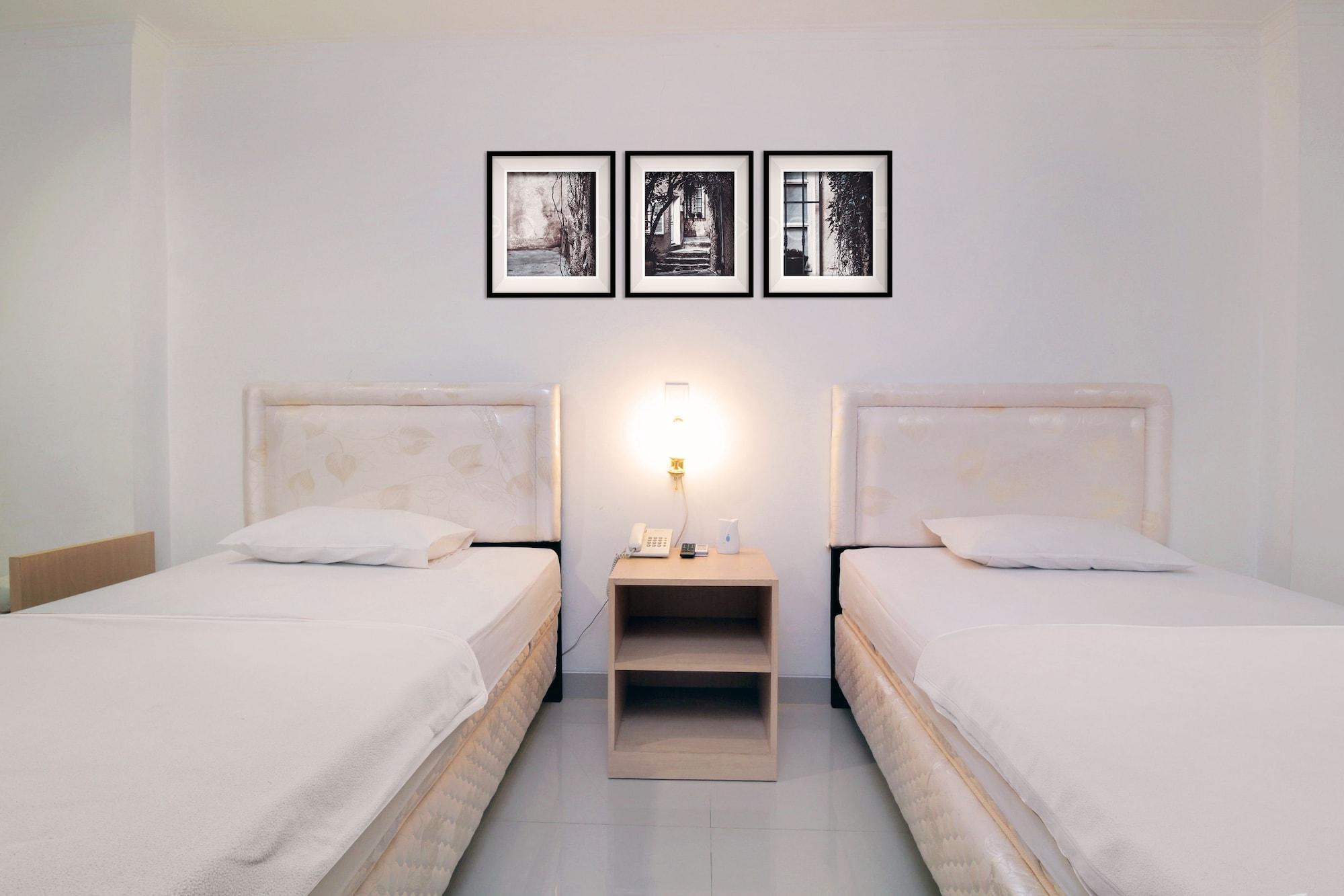 Hotel Inkopdit Jakarta Exterior photo